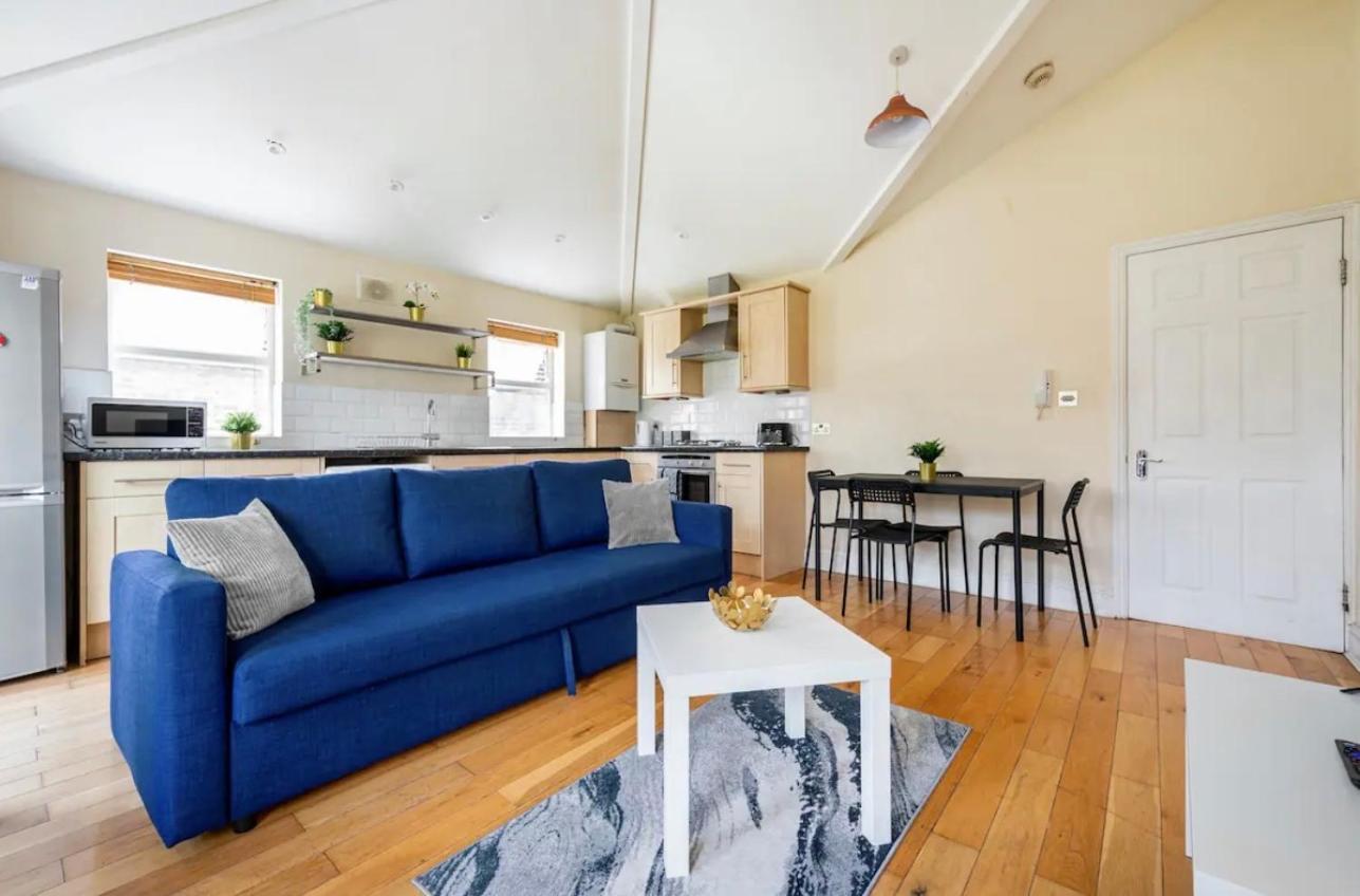Lovely 3-Bed 20 Minutes To Central Londra Esterno foto