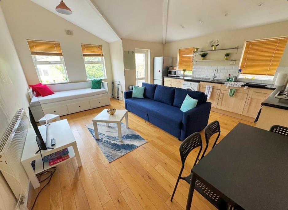 Lovely 3-Bed 20 Minutes To Central Londra Esterno foto